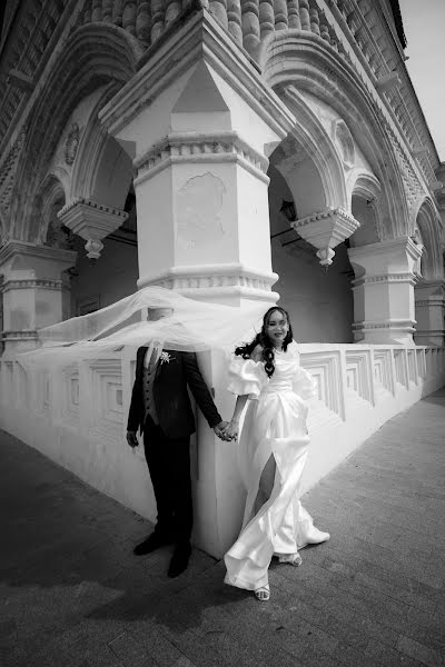 結婚式の写真家Albert Dunboyanov (albert)。2月9日の写真