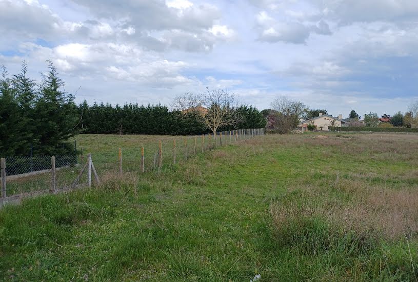  Vente Terrain + Maison - Terrain : 600m² - Maison : 75m² à Pamiers (09100) 