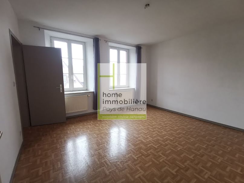 Location  appartement 3 pièces 70 m² à Ingwiller (67340), 590 €