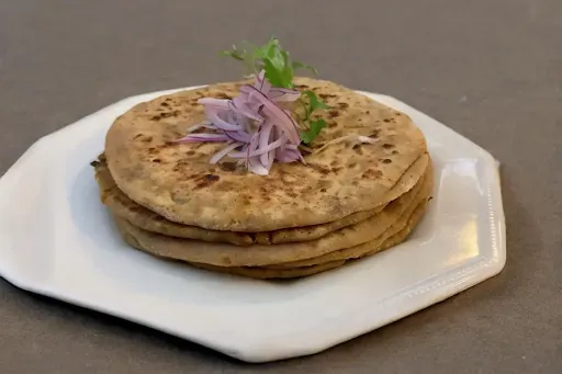 Aloo Pyaz Butter Paratha