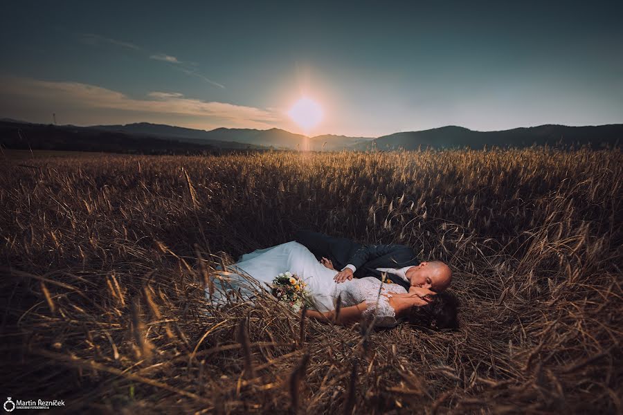 Photographe de mariage Martin Řezníček (reznicek). Photo du 2 octobre 2022