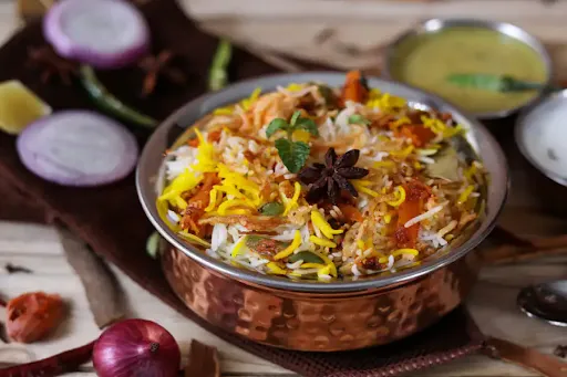 Veg Dum Biryani - Full (With Salan And Raita ) Serves 1 To 2