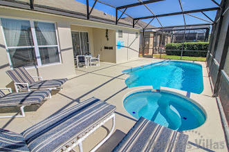 South-facing private pool and spa on Windsor Palms