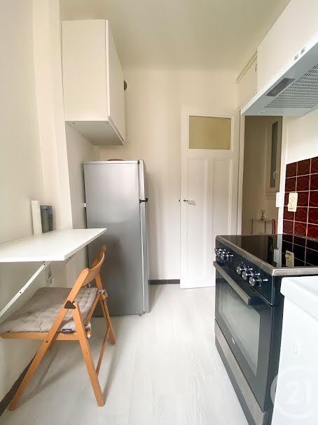 Location meublée appartement 2 pièces 42.1 m² à Paris 16ème (75016), 1 550 €