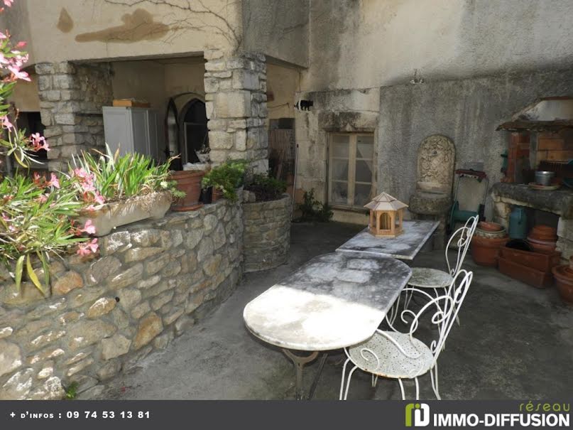 Vente maison 5 pièces 131 m² à Bourg-Saint-Andéol (07700), 109 000 €