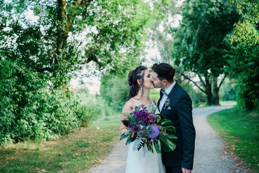 Fotógrafo de casamento Marina Burkhalter (wowswiss). Foto de 3 de outubro 2020