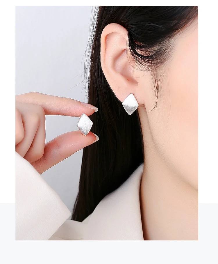 Title 1, Brincos de clip de prata S925 com diamantes esc...