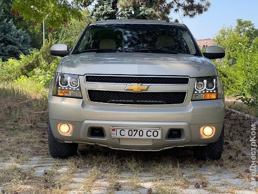продам авто Chevrolet Suburban Suburban (GMT900) фото 1