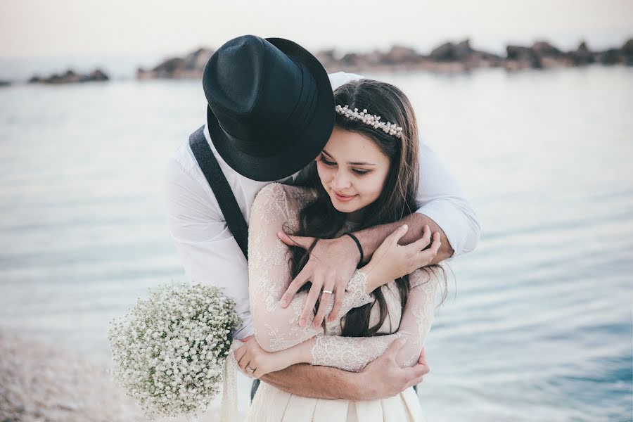 Fotógrafo de bodas Viktoriya Litvinov (torili). Foto del 28 de marzo 2016