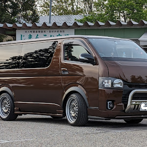 ハイエースバン KDH206V