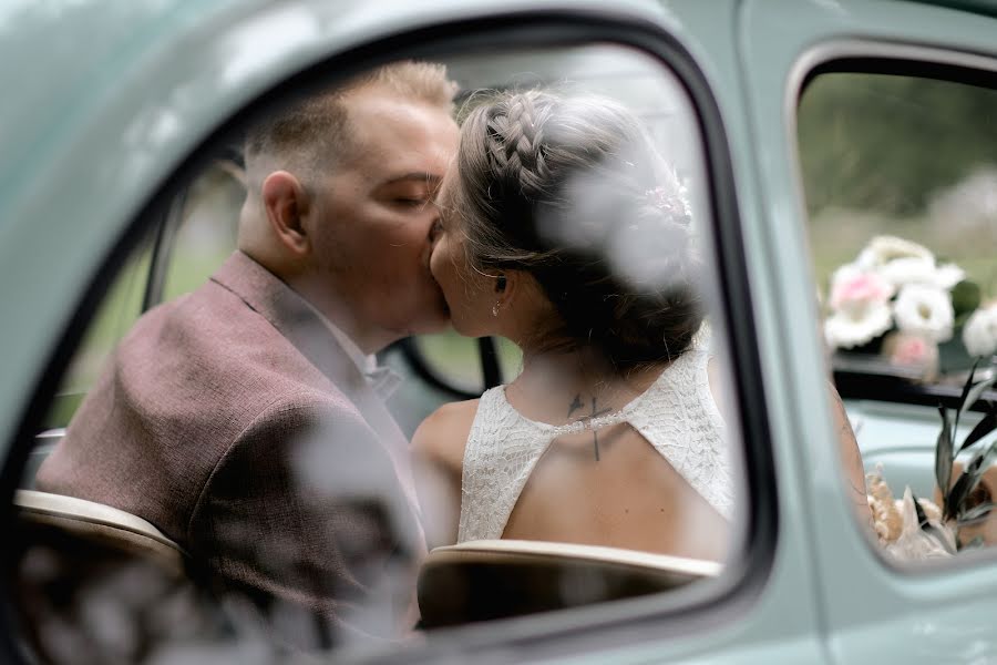 Fotógrafo de casamento Louba Ivanova (loubaivanova). Foto de 15 de março