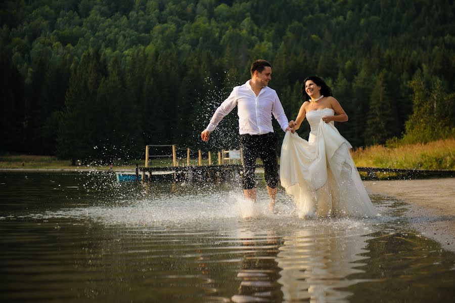 Wedding photographer Ciprian Băbușanu (babusanu). Photo of 17 September 2014