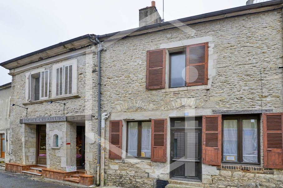 Vente maison 8 pièces 225 m² à Entrains-sur-Nohain (58410), 96 000 €