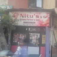 Nitus Beauty Parlor photo 1