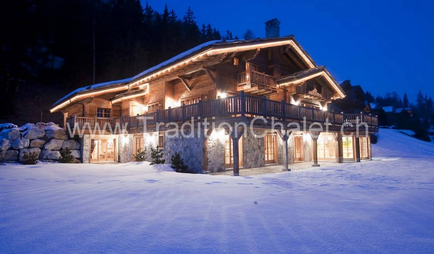 Chalet with pool Crans-Montana