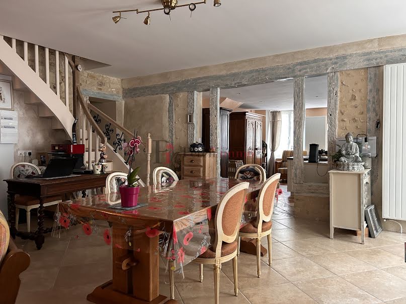 Vente maison 6 pièces 154 m² à Mortagne-au-Perche (61400), 266 000 €