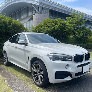 X6 xDrive 35i Mスポーツ