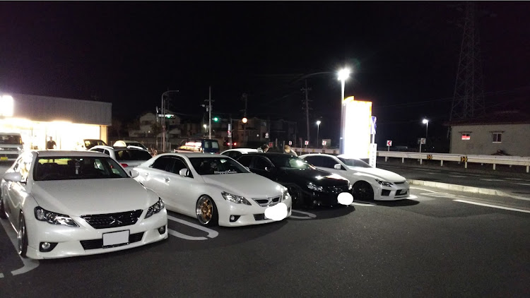 マークXのドライブ・2019初日の出・京葉幕張PA下り・マークX 130系に関するカスタム事例の投稿画像3枚目