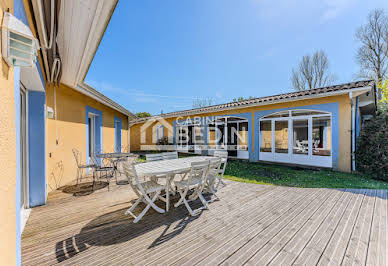 Maison avec piscine et terrasse 12