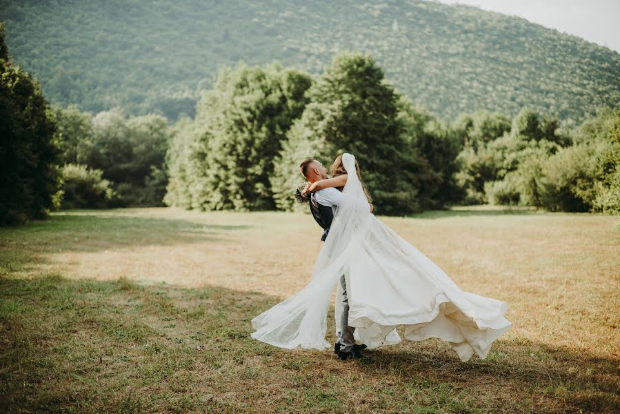 Svatební fotograf Haris Mulaosmanovic (marelicaphoto). Fotografie z 10.srpna 2022