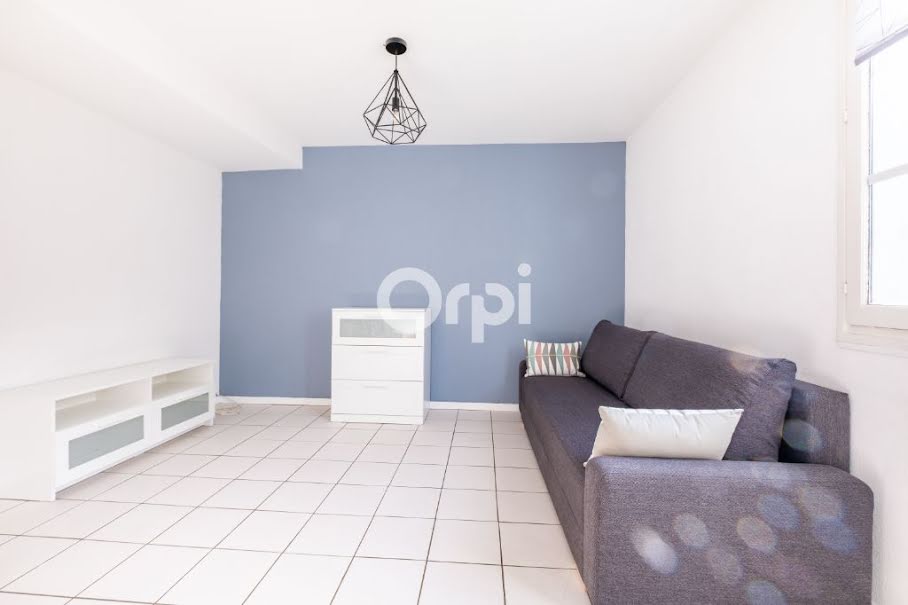 Location meublée appartement 1 pièce 44 m² à Limoges (87000), 500 €
