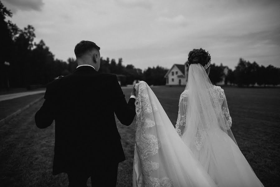 Fotografo di matrimoni Olga Kovalenko (olgakova). Foto del 8 ottobre 2019