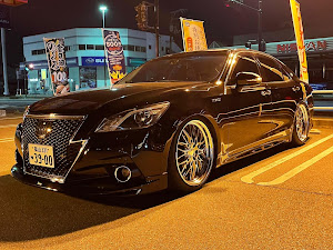 クラウンアスリート 210系のかっこいいに関するカスタム ドレスアップ情報 16件 車のカスタム情報はcartune