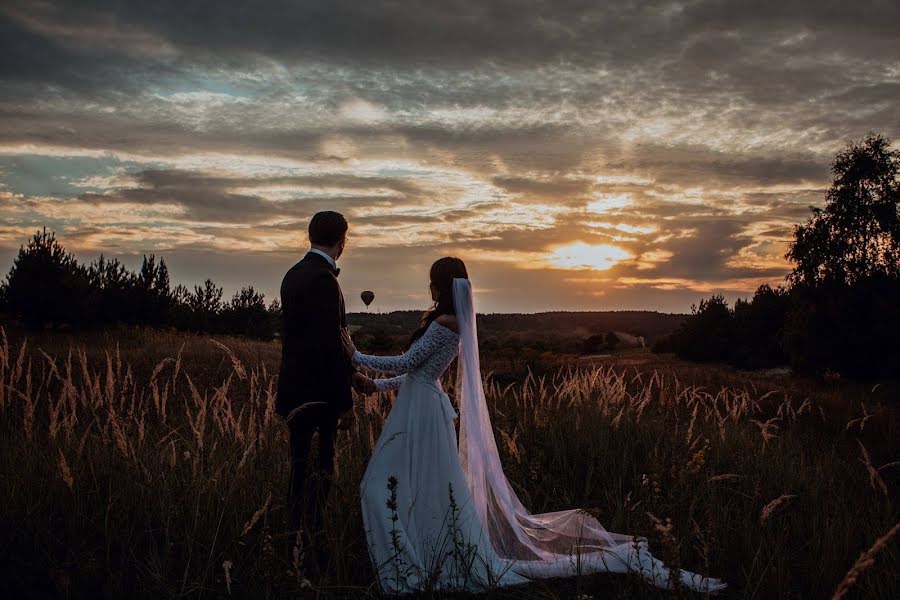 Fotografo di matrimoni Filip Nowrotek (nowrotek). Foto del 10 febbraio 2020