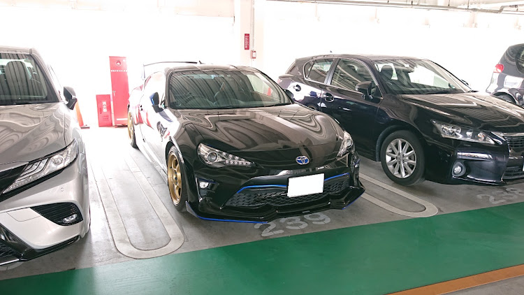 86の86の日・立体駐車場に関するカスタム事例の投稿画像1枚目