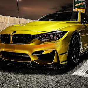 M4 クーペ F82