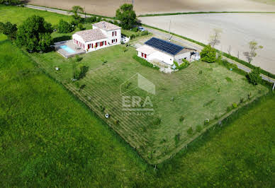 House with pool and terrace 1