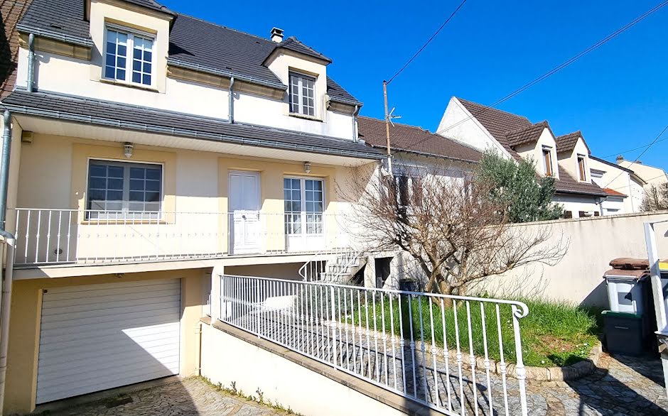 Vente maison 7 pièces 132.84 m² à Houilles (78800), 735 000 €