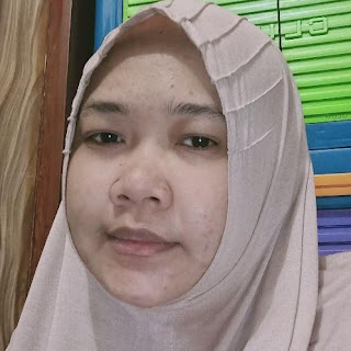 Nur Hayati at Indomaret, Senen,  photos