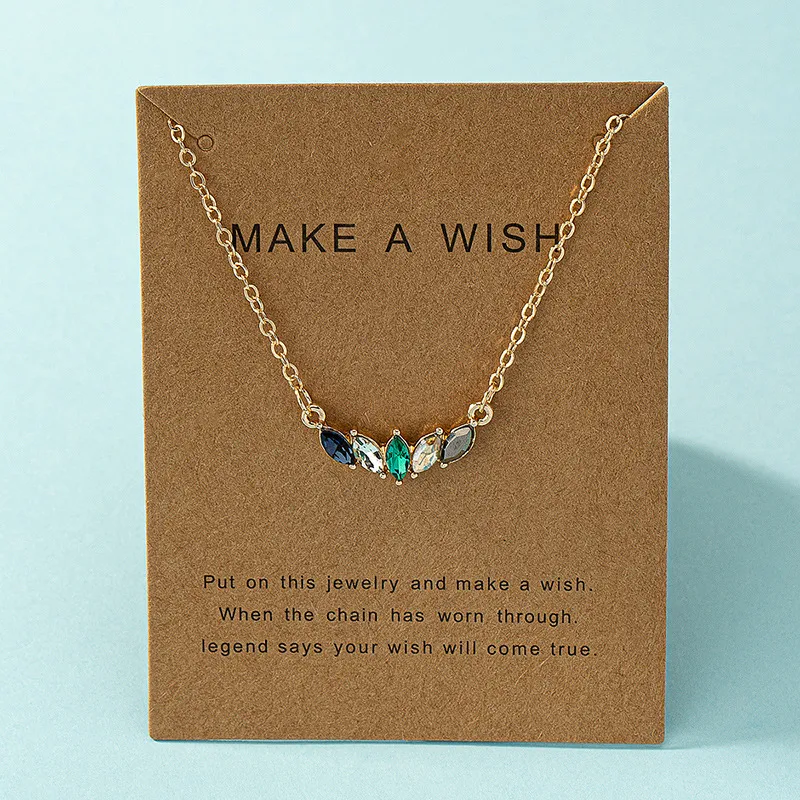 Collier pendentif simple mode, personnalité tout-aller, s'accorde avec tout. Un accessoire élégant et facile à porter, pour sublimer votre look au quotidien.