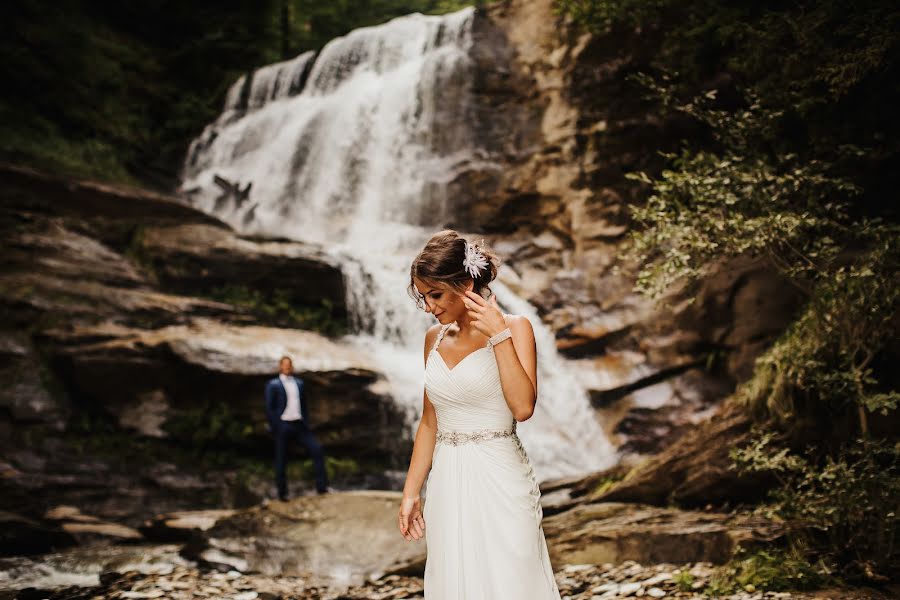 Wedding photographer Foto Pavlović (mirnapavlovic). Photo of 14 November 2019