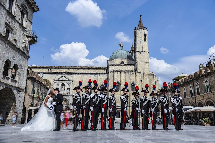 Svatební fotograf Fabrizio Durinzi (fotostudioeidos). Fotografie z 11.března 2017