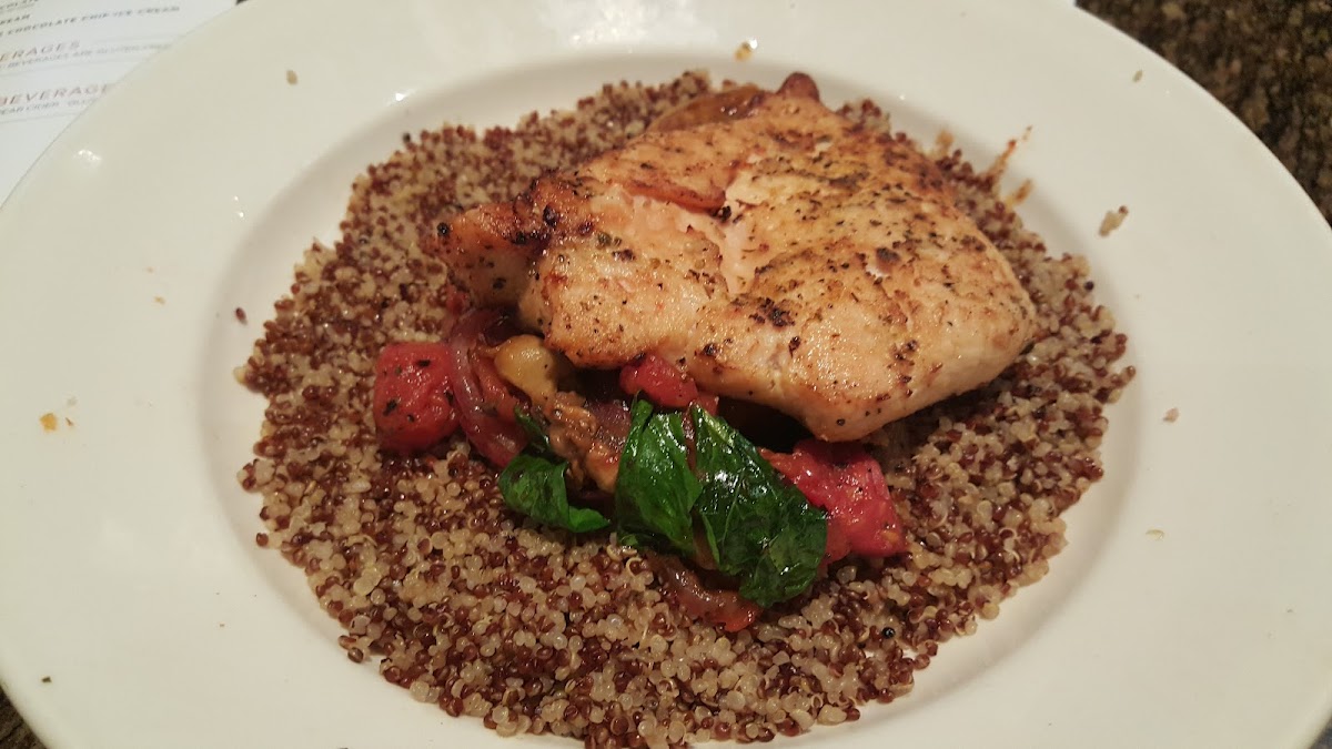 roasted chicken and spinach quinoa bowl