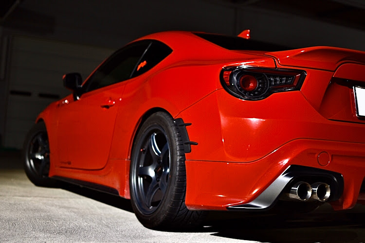86の86 zn6・一眼レフ練習・86BRZ・斜め前・57crに関するカスタム事例の投稿画像9枚目