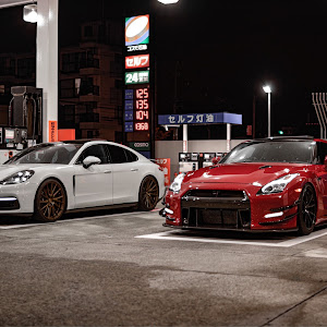 NISSAN GT-R R35