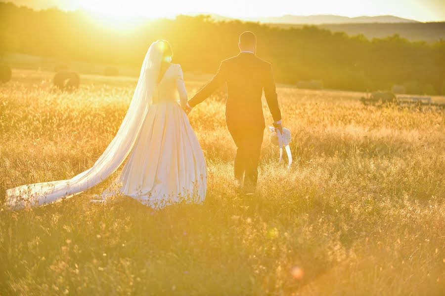 Fotógrafo de bodas Marius Onescu (mariuso). Foto del 6 de febrero 2020