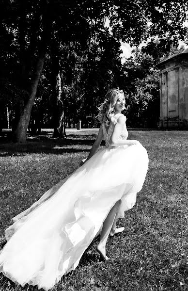 Wedding photographer Kseniya Samoylik (kseniasamoilik). Photo of 15 June 2021