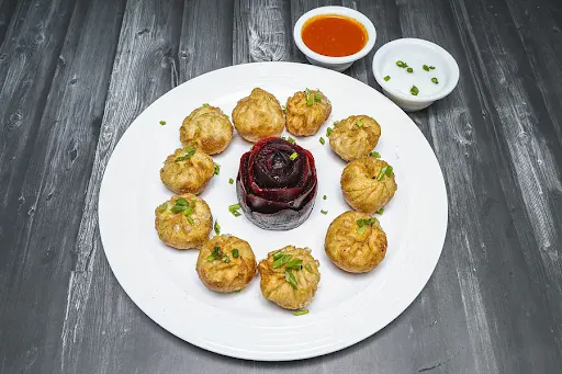 Veg Fried Momos [10 Pieces]