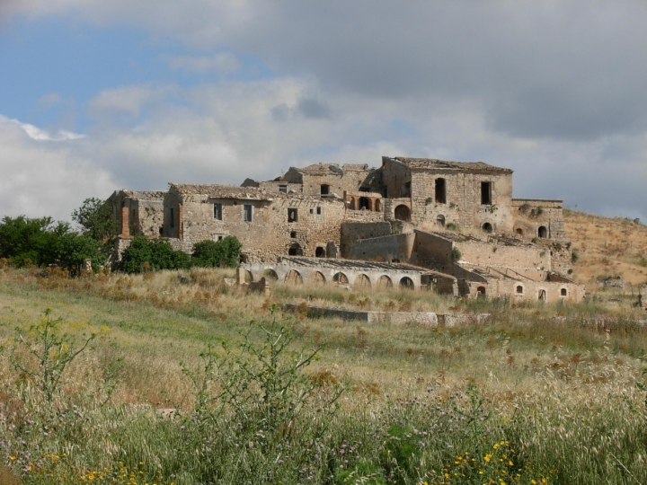 BORGO DIROCCATO di tukutela