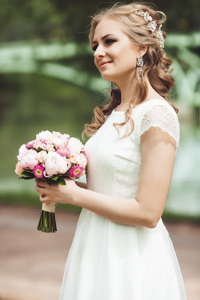 Fotógrafo de casamento Masha Rybina (masharybina). Foto de 12 de julho 2017