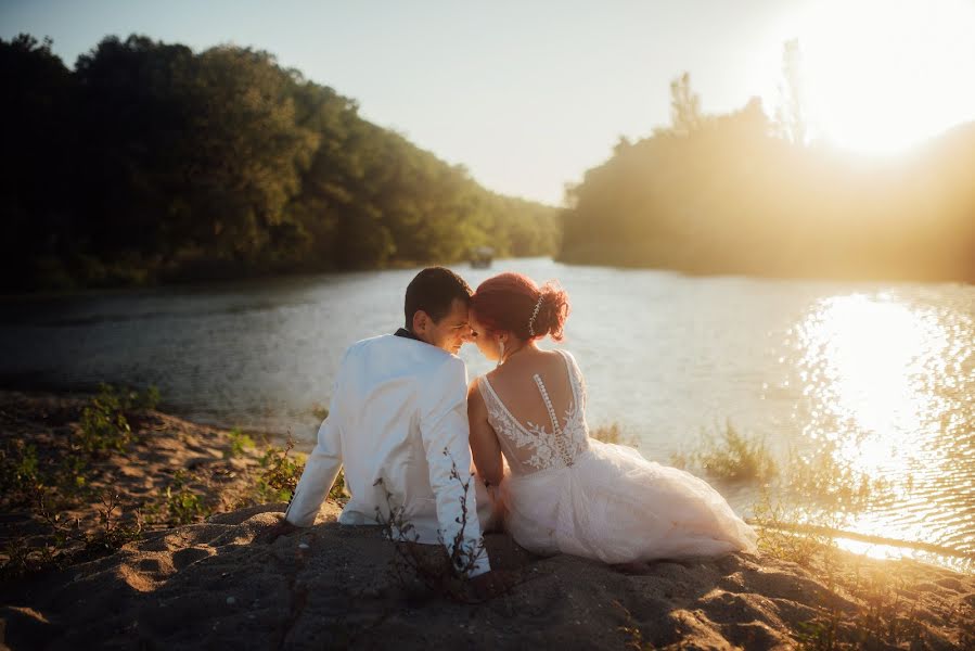 Fotograful de nuntă Toni Perec (perec). Fotografia din 1 noiembrie 2019