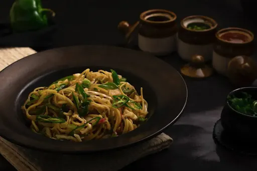 Veg Hakka Noodles