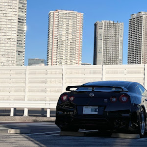 NISSAN GT-R R35