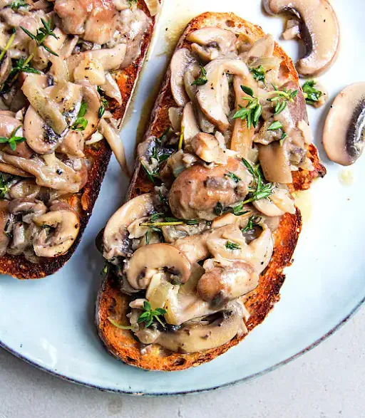 Mushroom, Corn & Cheesy Garlic Bread