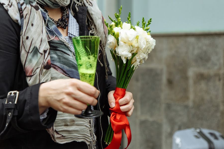 Fotógrafo de casamento Yuliya Loginova (shinigami). Foto de 29 de outubro 2020