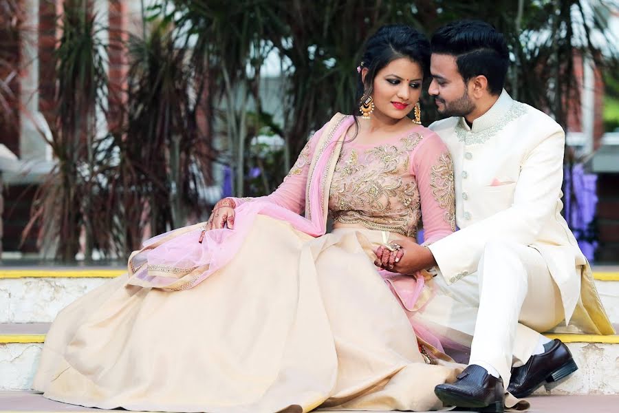 Fotógrafo de casamento Deepak Punjabi (deepakpunjabi). Foto de 9 de dezembro 2020